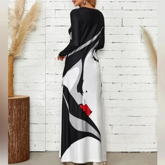 Notched Neck Figure Graphic Dress size XL12 - Picture 3 of 13